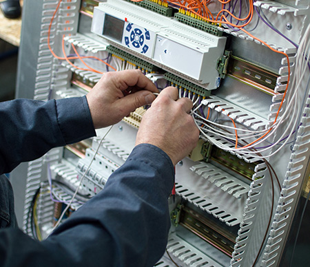 Commercial and Industrial Electrician Oldham